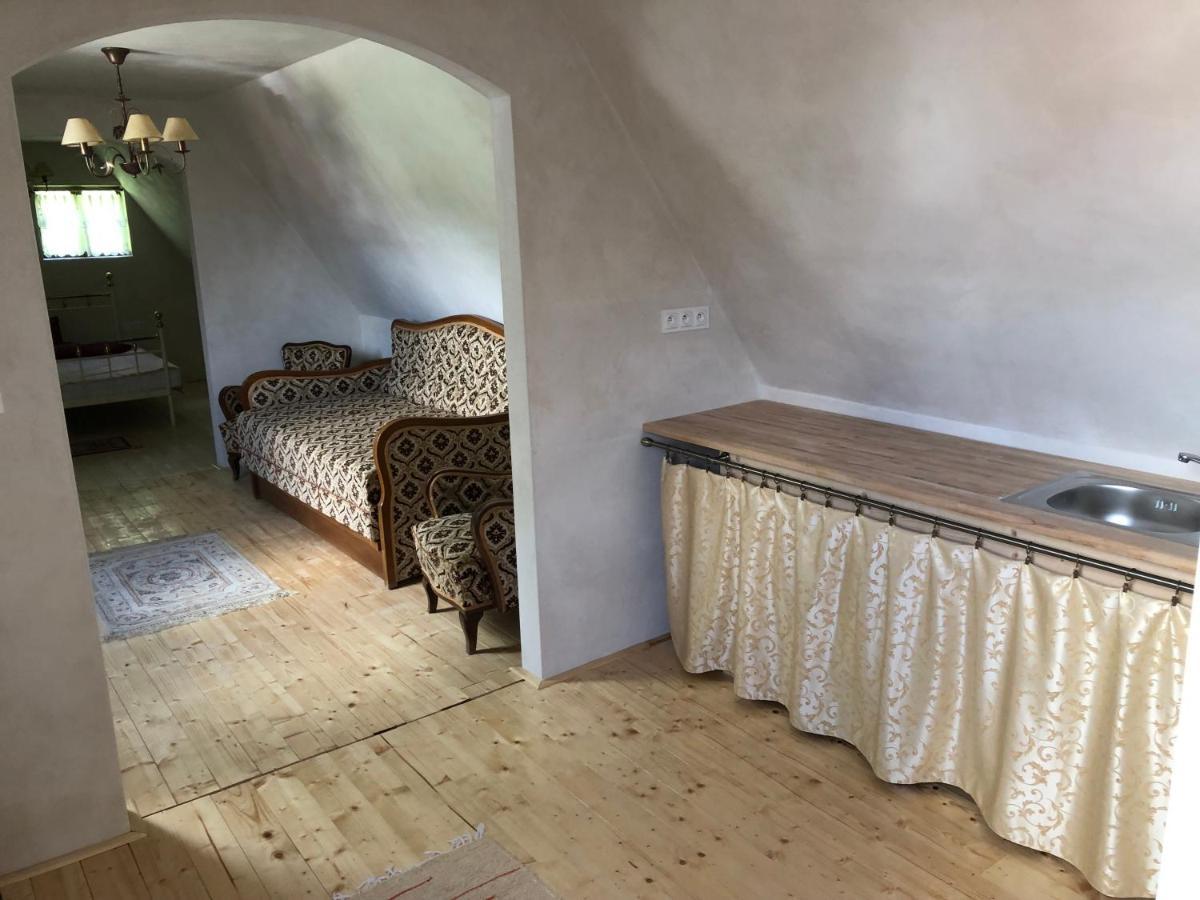 Apartman Vila Rosenberg Banská Štiavnica Exteriör bild